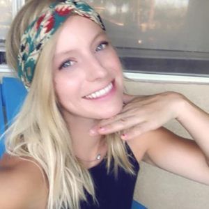 Meet your Posher, Julia